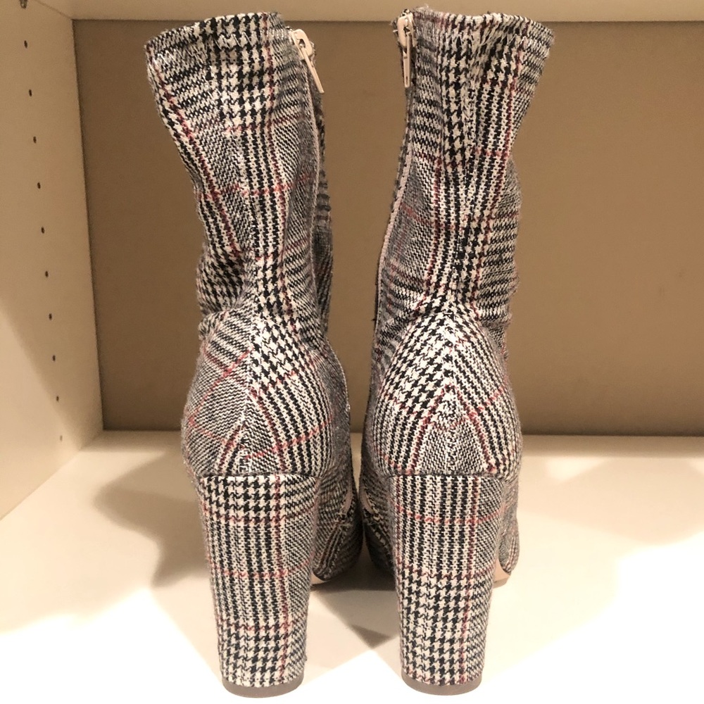 Chase & Chloe Brook 2 Block Heel Bootie - image 7